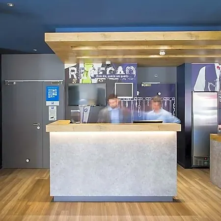 Ibis Budget Centro 호텔 브라가