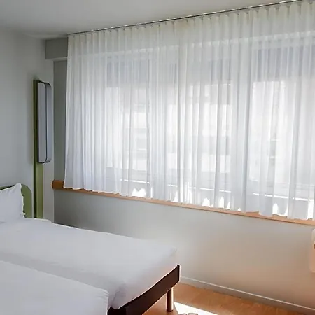 Ibis Budget Centro 브라가