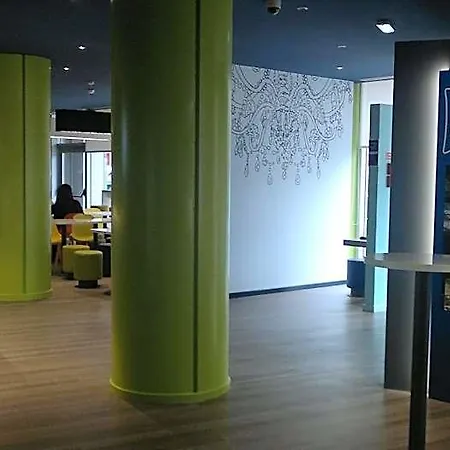 Ibis Budget Centro 브라가