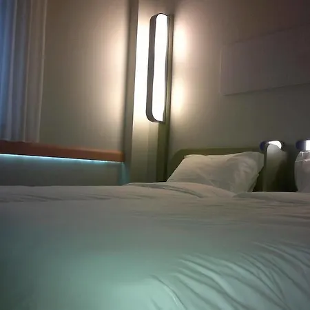 Ibis Budget Centro Hotel 2*