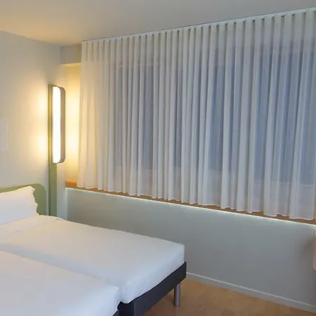 Отель Ibis Budget Centro